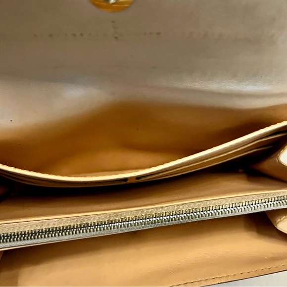 Louis Vuitton SARAH Black and Multicolor Monogram Wallet - Picture 9 of 16